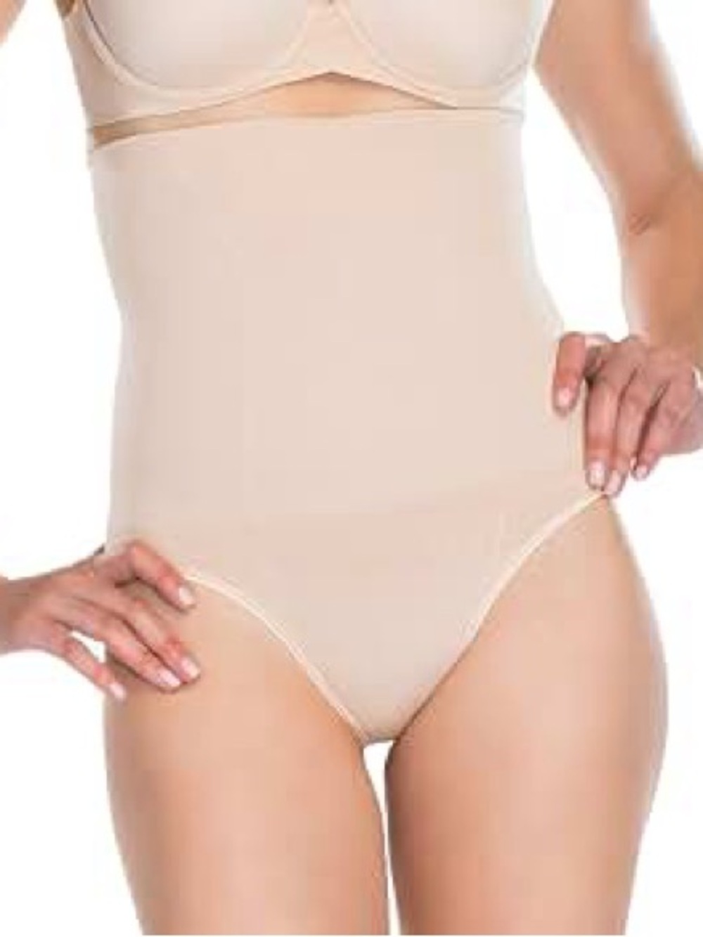 SPANX Nude High-Waist Shaper Brief Light Control Smoothing Nude Size Small